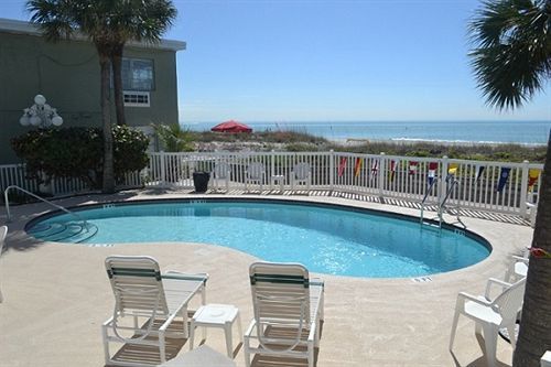 Schooner Hotel St. Pete Beach Facilidades foto