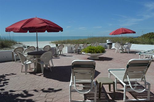 Schooner Hotel St. Pete Beach Facilidades foto